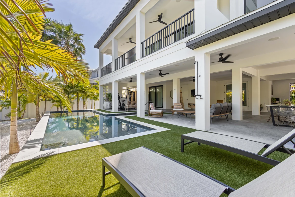 Modern home and tropical poolside living
